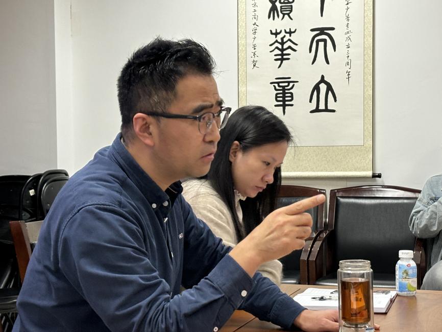 勾引色情