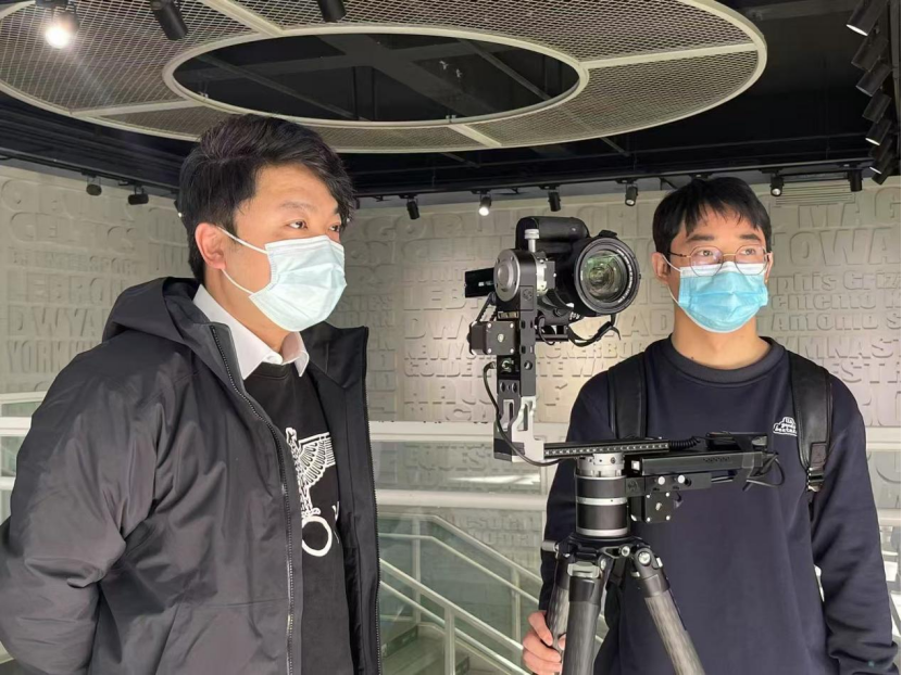 勾引色情