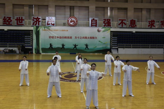 勾引色情