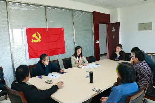 勾引色情