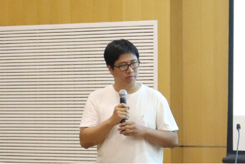 勾引色情