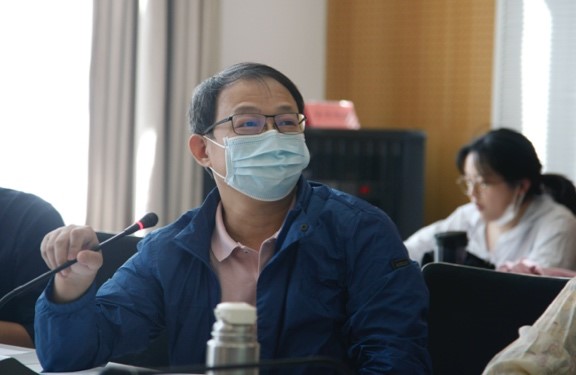 勾引色情
