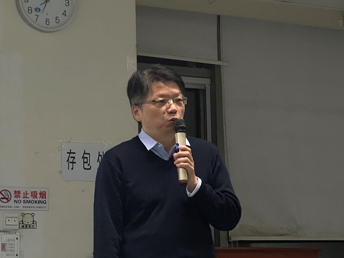 勾引色情