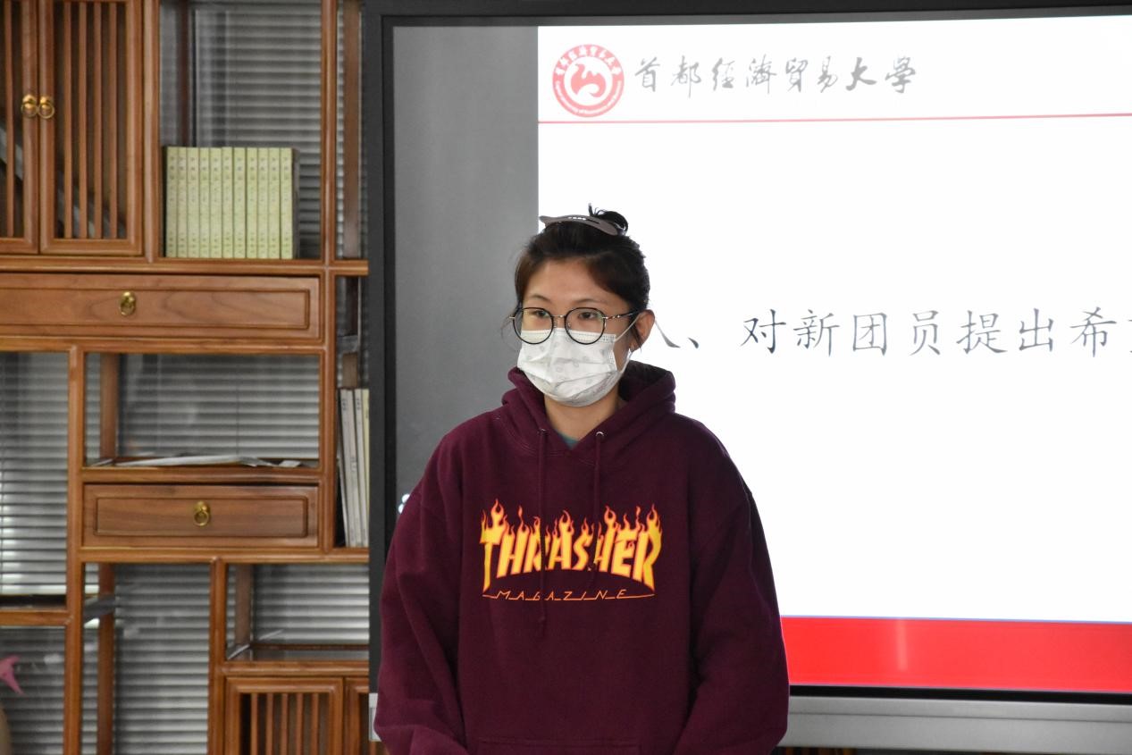 勾引色情