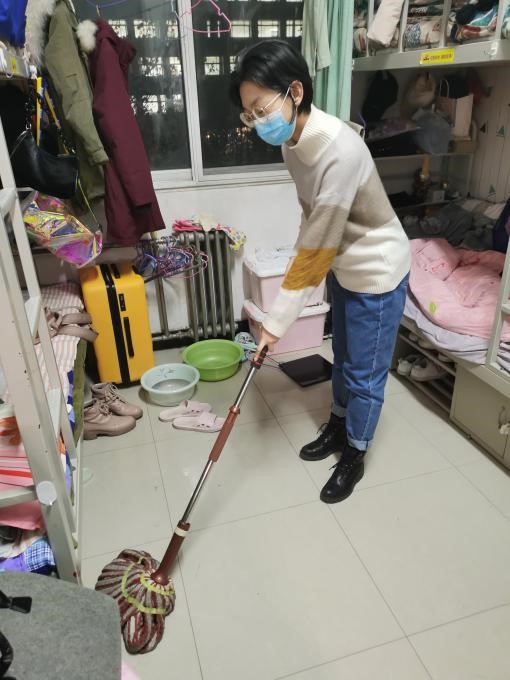 勾引色情