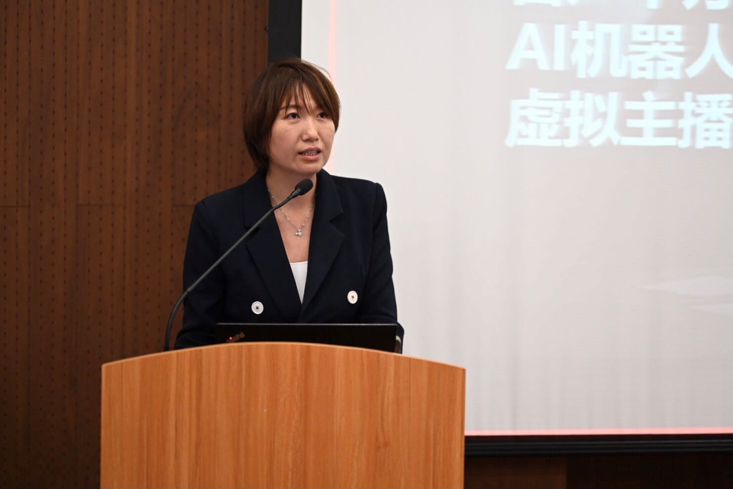勾引色情
