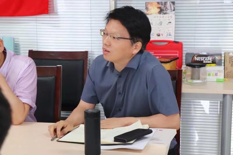 勾引色情
