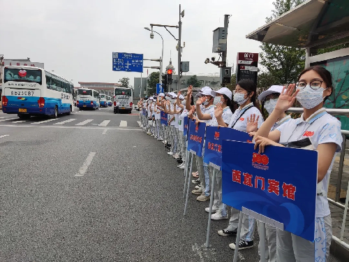 勾引色情