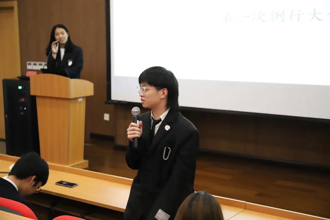 勾引色情