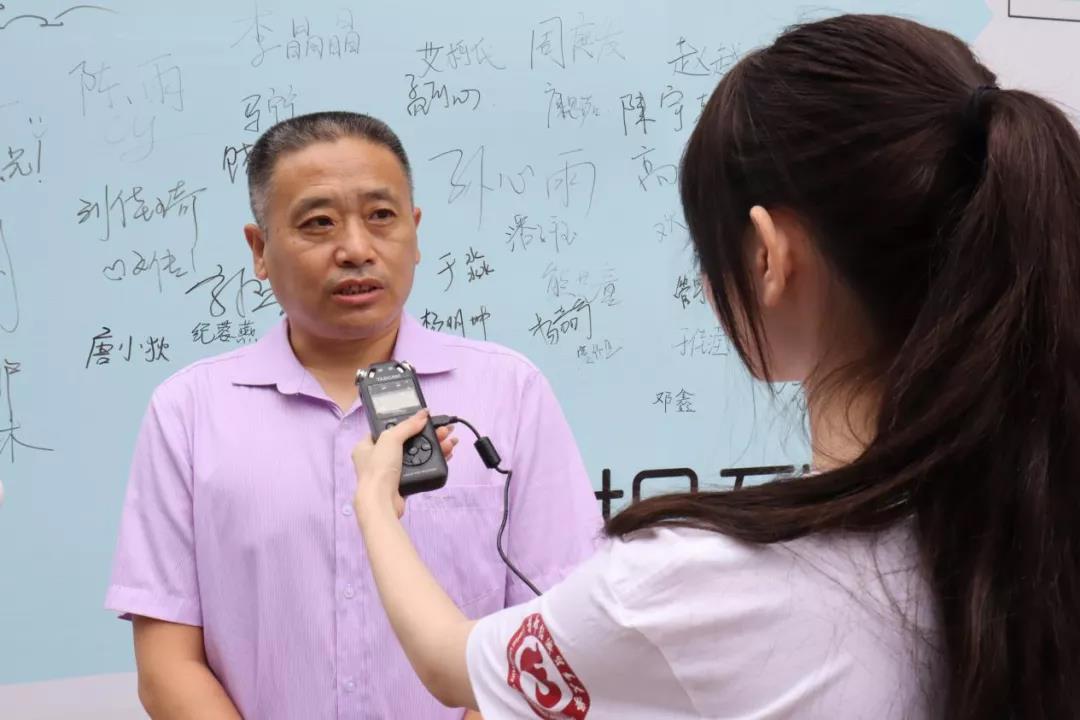 勾引色情