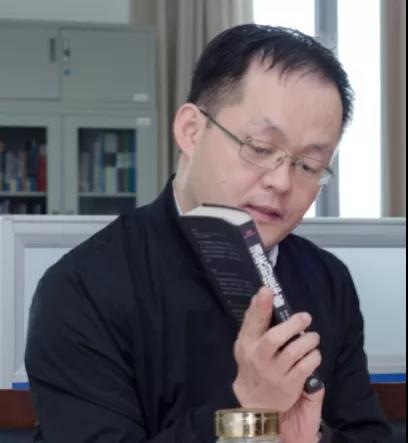 勾引色情
