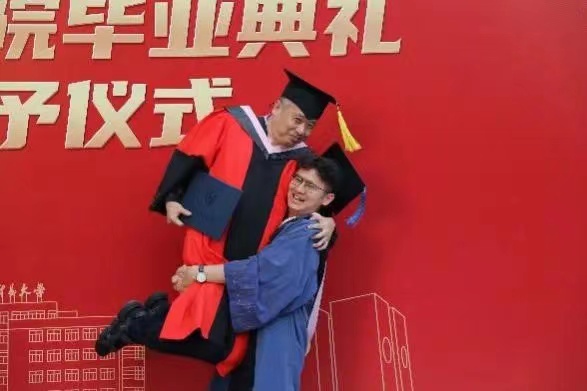 勾引色情