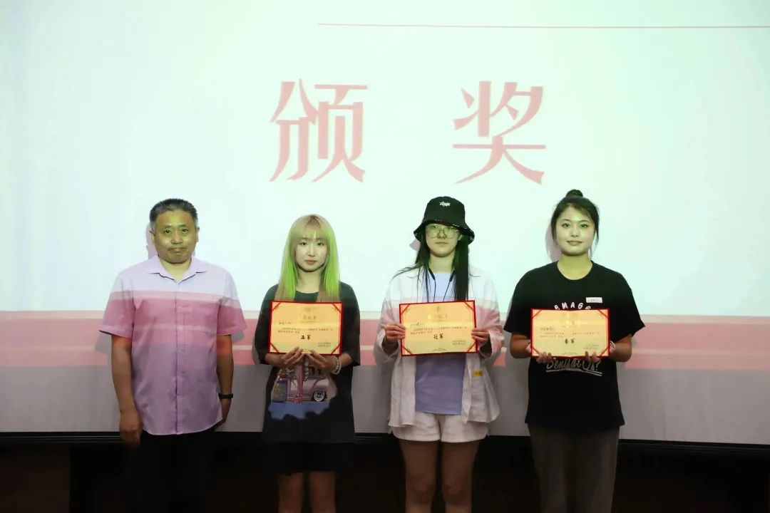 勾引色情