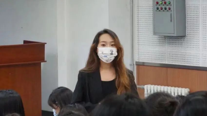 勾引色情